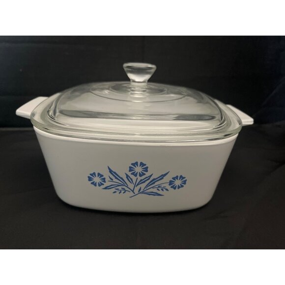 Corning Ware Covered 1 1/2 QT Casserole Cornflower Blue Glass Lid Excellent - Picture 1 of 9